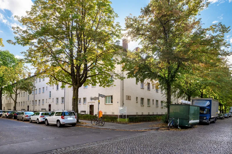Vollständig sanierte 1-Zimmer Wohnung in Tempelhof West — photo 1